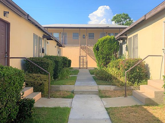 4th image of 305 E Colorado Blvd