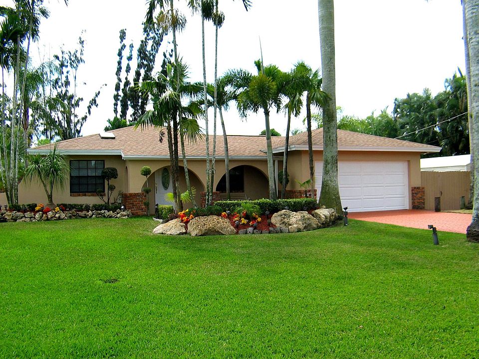 1st image of 14500 SW 21st St