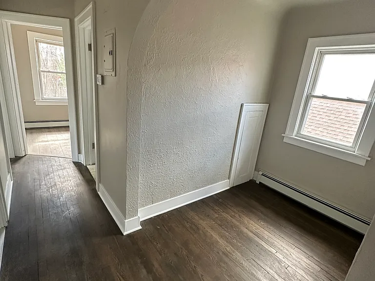 327 Liberty St #3 — Photo 6