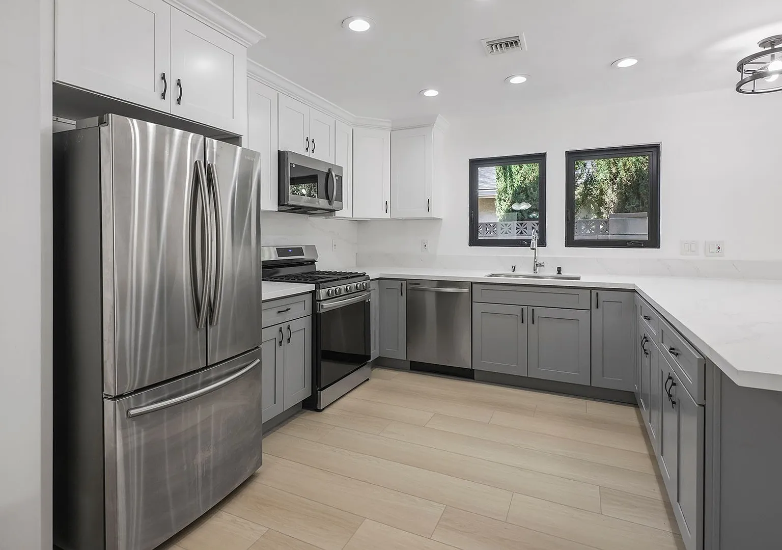 Completely Updated Calabasas Home! — Photo 3