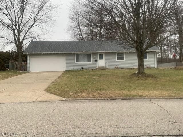 1st image of 1058 Thomas Dr