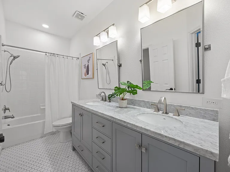 1303 Quiet Creek Dr — Photo 19