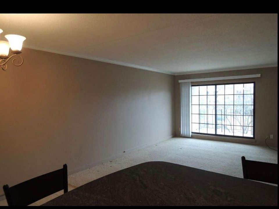 2nd image of 6670 Vernon Ave #316