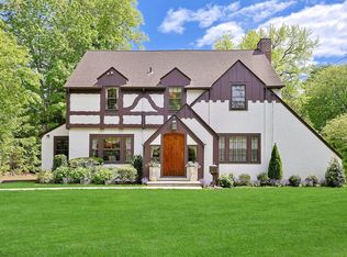 106 Garden Rd, Scarsdale, NY 10583