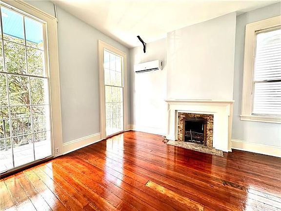 5th image of 1629 2nd St #U-f