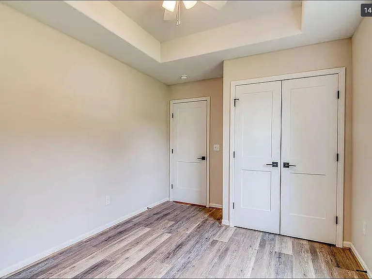 526 S Troy Ave — Photo 11