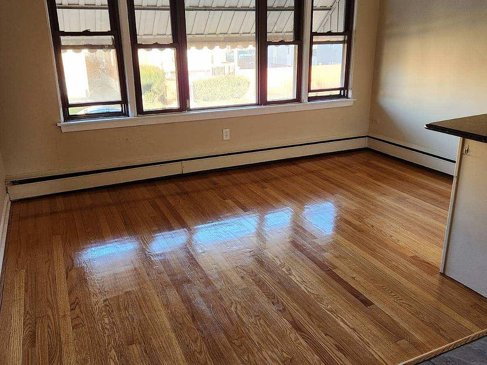 1st image of 300 25th Ave APT 2N