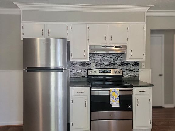 4th image of 118 Meadows Ct