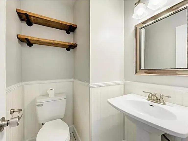 502 S Willow Ave #6 — Photo 6