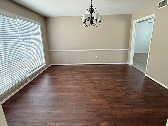 2nd image of 106 Longacre Dr #106