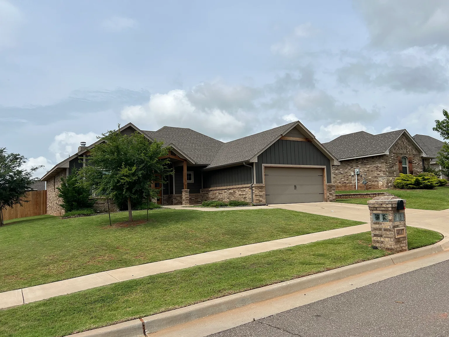3 bed, 1635 sqft, $2,300 — Photo 4