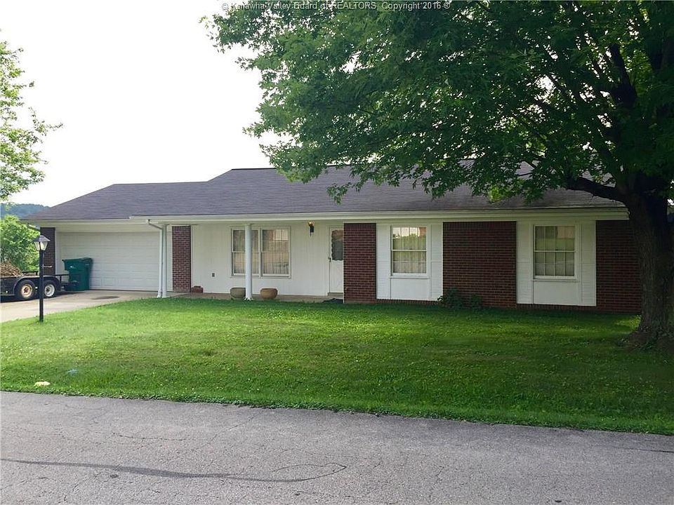 1st image of 51 Hillsdale Cir