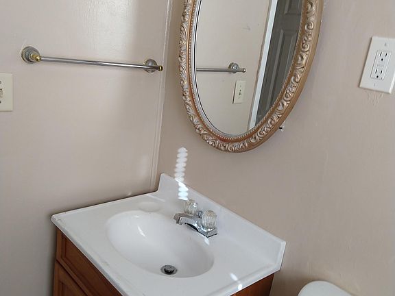 3rd image of 5419 Penway Ct