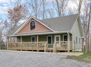 2420 Hanging Limb Rd, Monterey, TN 38574