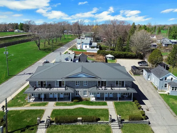 410 King St E #7, Prescott, ON K0E 1T1