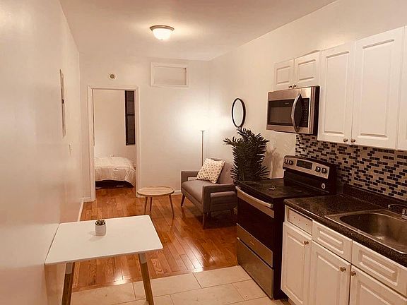 2nd image of 2952 Naples St #2951