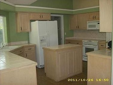 3rd image of 1910 Marlin Dr