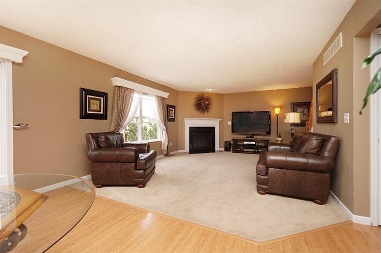 1st image of 5263 Sunrise View Cir