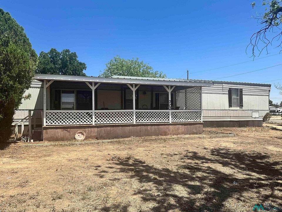 1st image of 702 Ranchero Pl