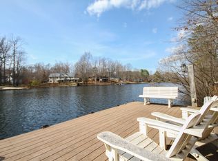 60 Dogleg Rd, Palmyra, VA 22963