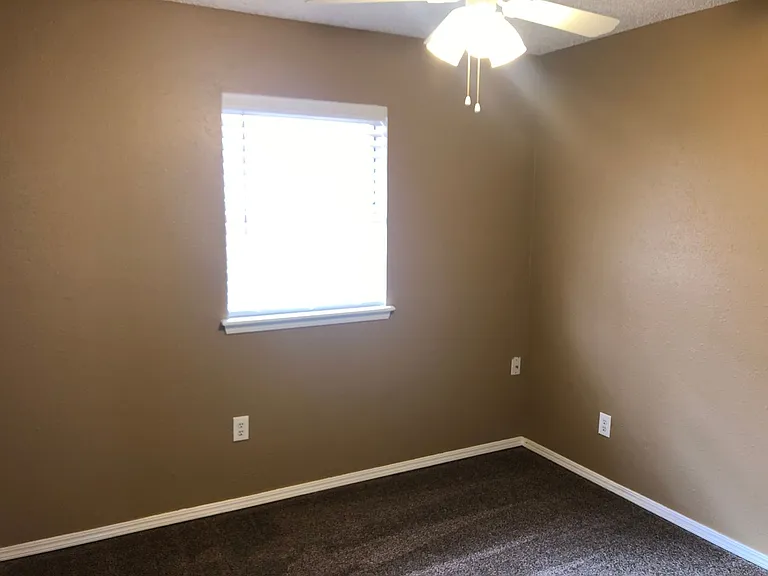 8808 Cedar Ln — Photo 11