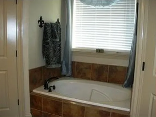 42710 Scarlett Cir, Hammond, LA 70403