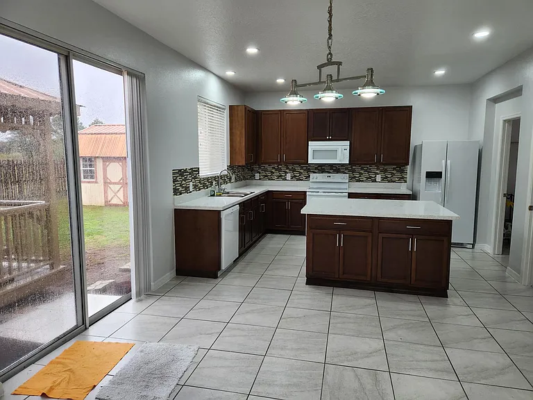 1174 Platte Ln N — Photo 14
