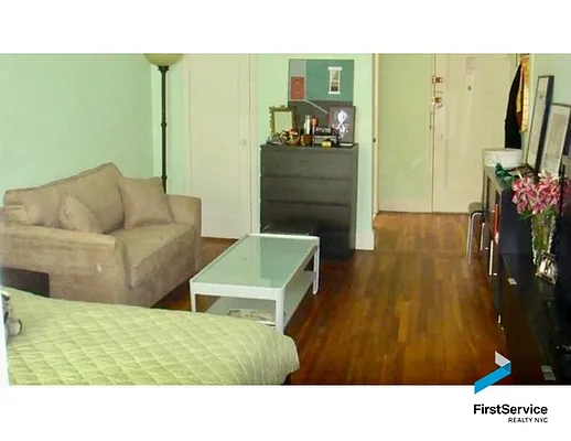 Rented by FirstService Realty (legacy) | media 28