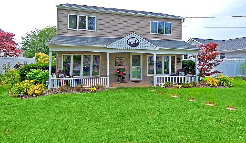 240 Eaton Ln, West Islip, NY 11795 Zillow