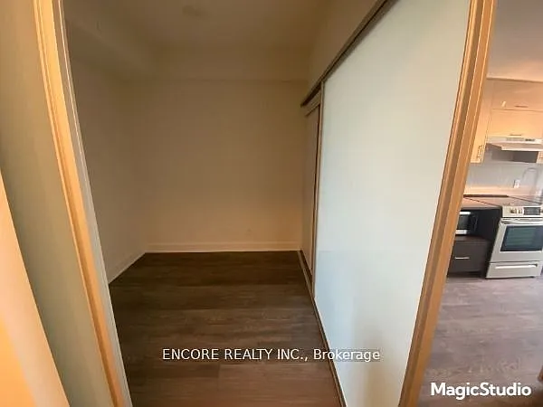 188 Fairview Mall Dr #222 — Photo 6