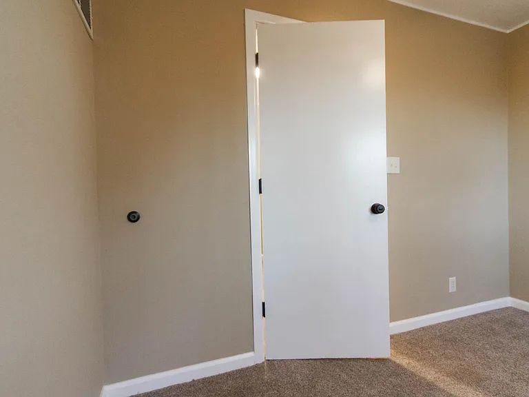 460 California St #4 — Photo 29