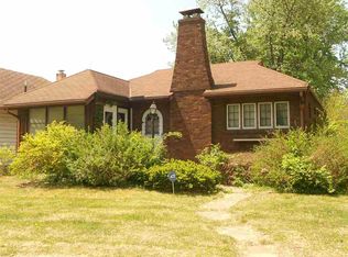 707 Prospect Blvd, Terre Haute, IN 47802