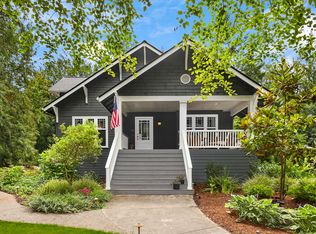 8219 NE New Brooklyn Rd, Bainbridge Island, WA 98110