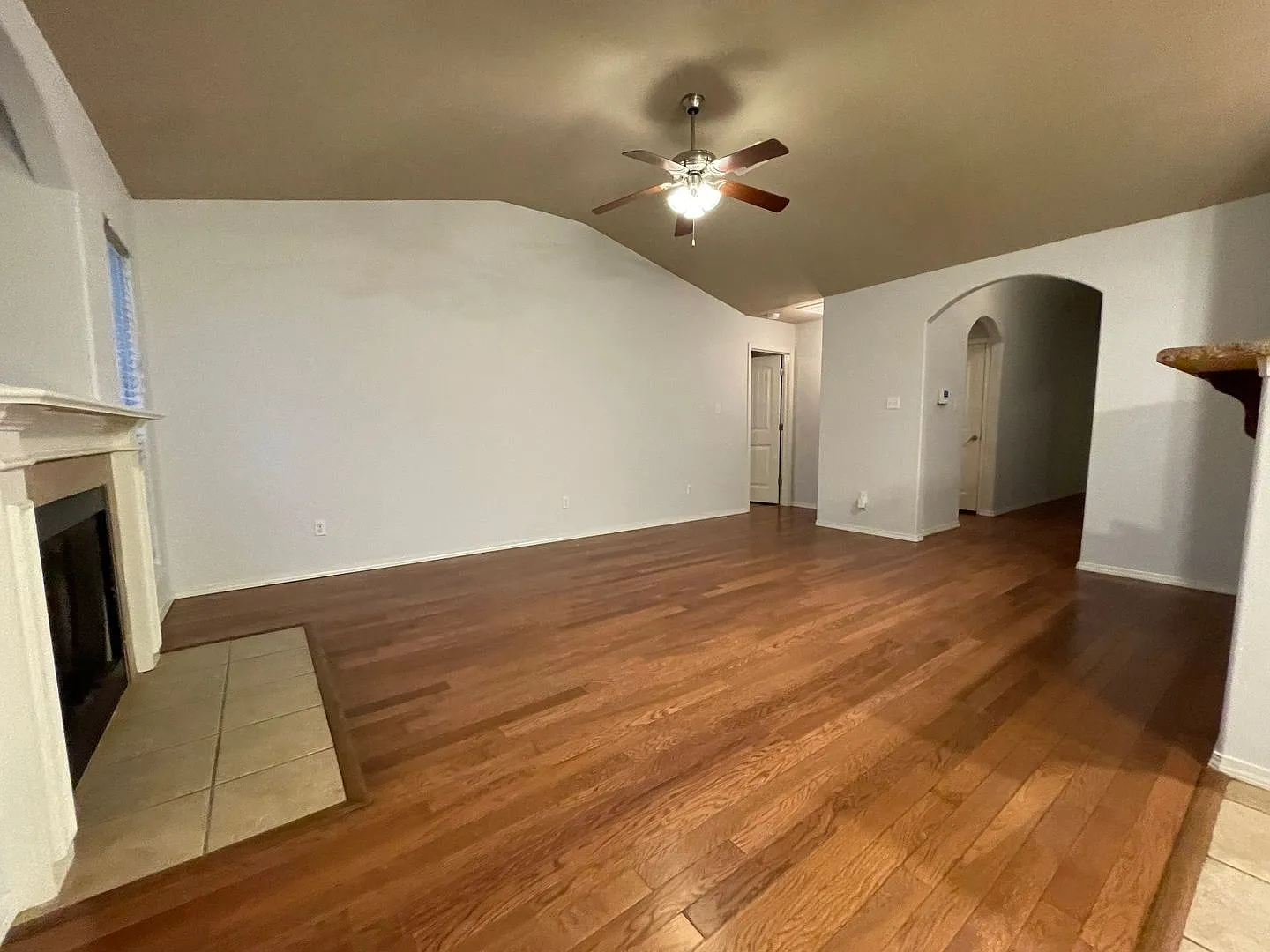 Beautiful Brick 3 Bed 2 Bath for Rent in Fort Smith! — Photo 4