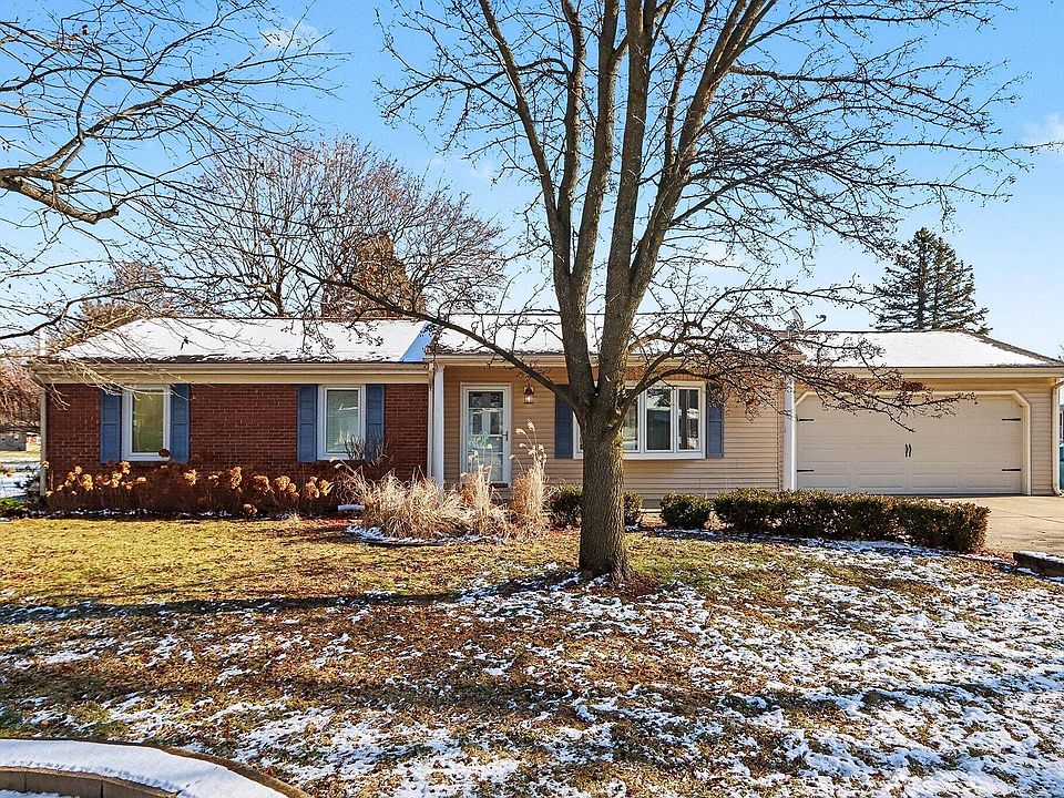 1st image of 3588 W Brenda Ln