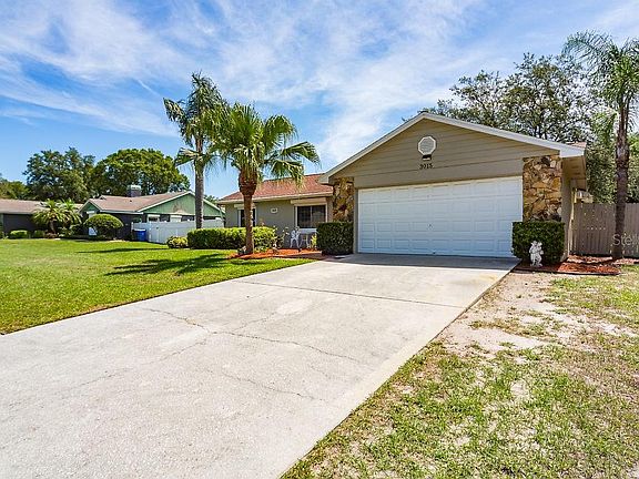 4th image of 3015 Avalon Terrace Dr