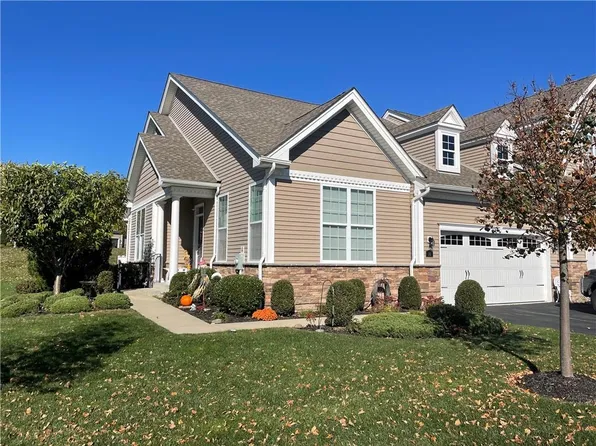 16 Dutch Court, Wappingers Falls, NY 12590