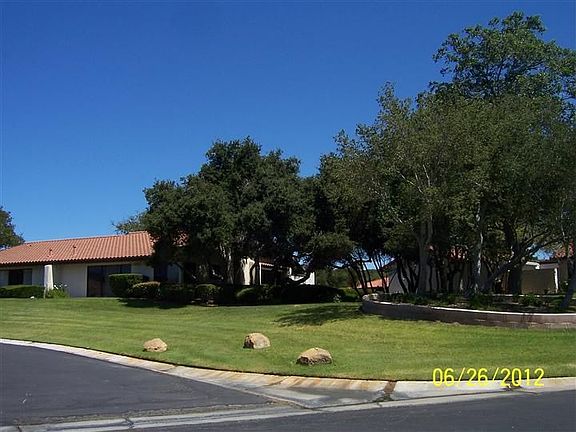 3rd image of 156 Oak Hill Dr