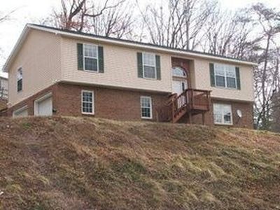 3155 Green Ridge Rd, Roanoke, VA, 24019