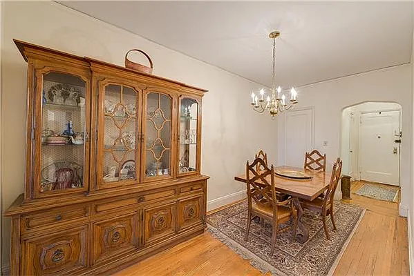 Sold by Exclusive Properties Sotheby's International Realty | media 2