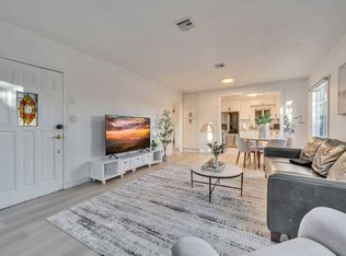 2338 Rochelle Ave, Monrovia, CA 91016