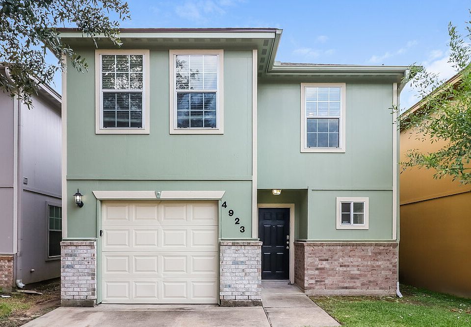 1st image of 4923 N Cancun Dr