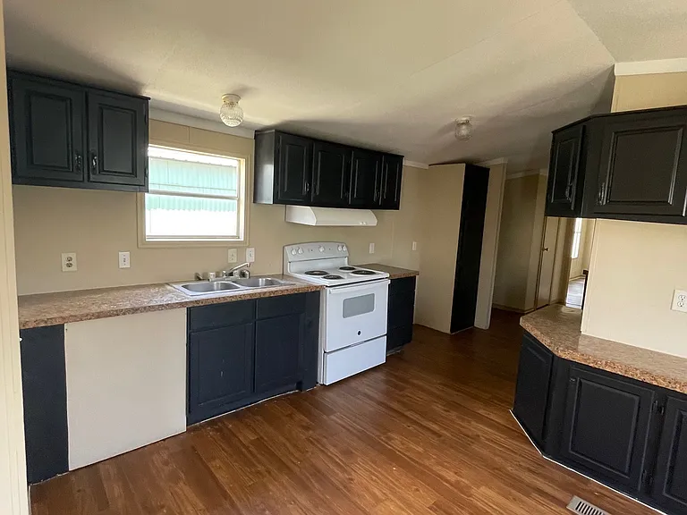 31363 Wisteria Rd — Photo 3