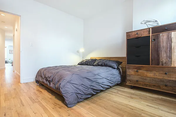 Sold by Compass | media 5