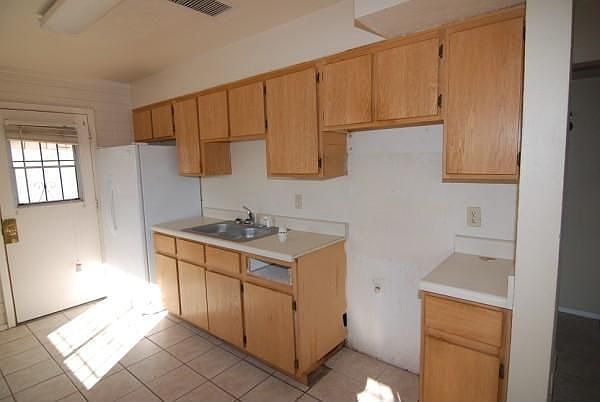 2nd image of 6049 S 19th Pl