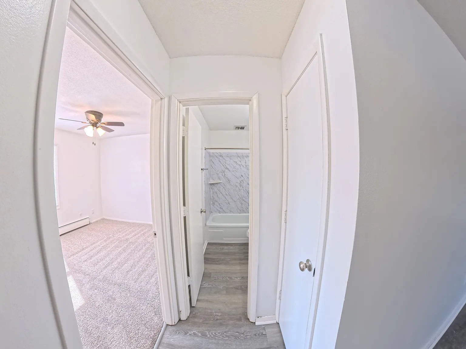 2 bed, 850 sqft, $1,015 — Photo 2