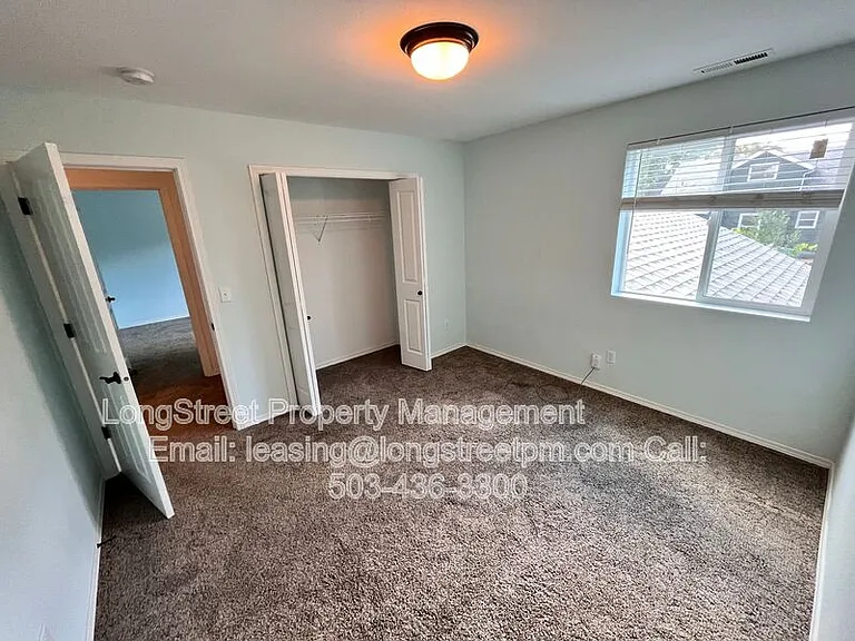 4833 NE 18th Ave — Photo 12