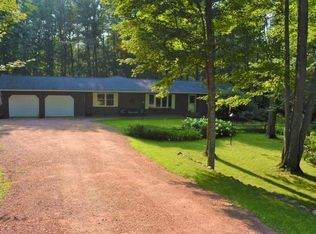 1204 County Road Zz N, Amherst Junction, WI 54407