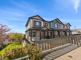 1038 Stewart Ave, Coquitlam, BC