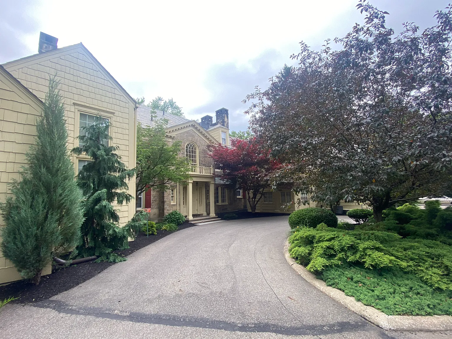3607 Vicary Sq NE — Photo 3